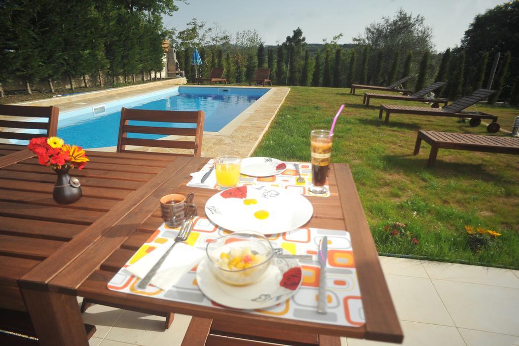 Villa Poulades Gouvia Rum bild