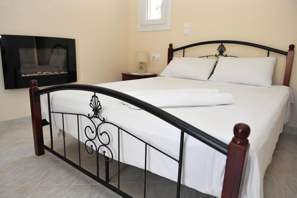 Villa Poulades Gouvia Rum bild
